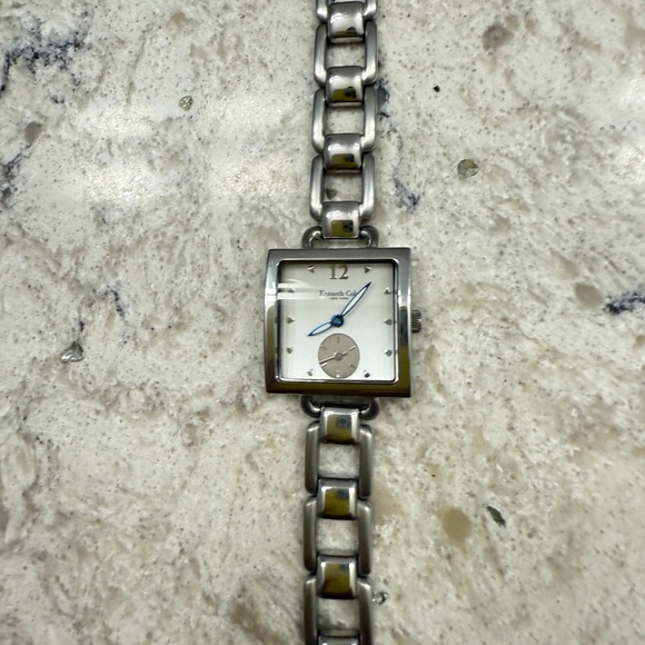 Pre- Owned - Women's Kenneth Cole Silver Sone Stainless Square watch - Picture 1 of 9